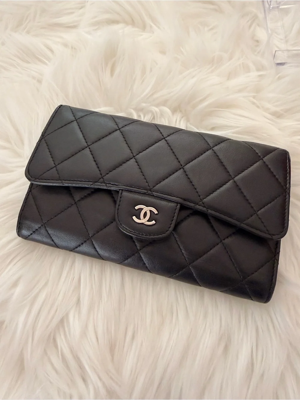 Authentic CHANEL Black Quilted Leather Lambskin Wallet - Excellent Condition